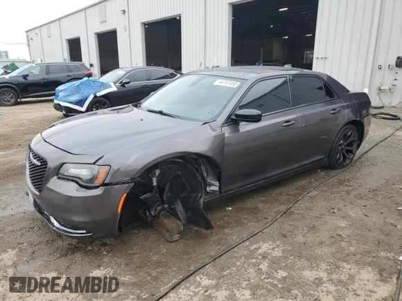 2019 Chrysler 300 Touring with VIN 2C3CCAAG6KH556001, listed as a Copart auction lot 44787485 with 183,323 mi miles and Non Repairable. Bid and sale history available at carsss.com. Image 1.