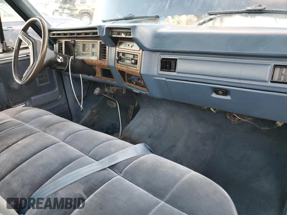 1986 Ford F-150 with VIN 1FTEF14N2GPA89930, listed as a Copart auction lot 43658645 with 87,219 mi miles and Clean Title. Bid and sale history available at carsss.com. Image 8.