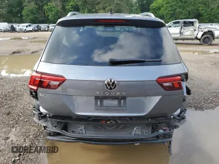 2024 Volkswagen Tiguan SEL R-Line z VIN 3VV4B7AX4RM079457, wystawiony jako Copart lot #54338975 z przebiegiem 10 540 mil mil oraz Szkoda całkowita • Salvage title. Historia ofert i sprzedaży dostępna na DreamBid. Obrazek 6.