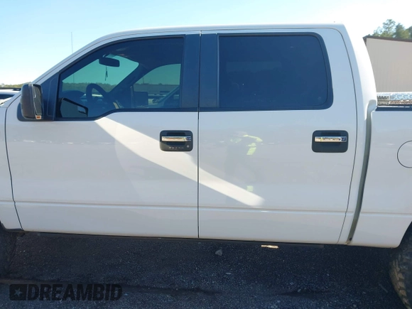 2014 Ford F-150 XL with VIN 1FTFW1EF9EFB42928, listed as a IAAI auction lot 41588979 with 154,192 mi miles. Bid and sale history available at carsss.com. Image 13.