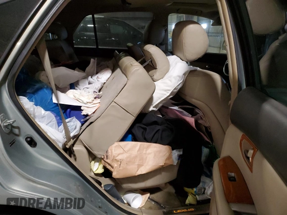 2006 Lexus RX 400h with VIN JTJHW31UX60022811, listed as a Copart auction lot 88362815 with 332,804 mi miles and Salvage Title. Bid and sale history available at DreamBid. Image 11.