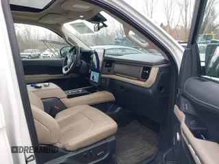 2023 Ford Expedition Max Limited z VIN 1FMJK2A82PEA25893, wystawiony jako IAAI lot #41440143 z przebiegiem 39 665 mil mil oraz . Historia ofert i sprzedaży dostępna na DreamBid. Obrazek 5.