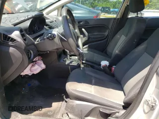 2017 Ford Fiesta S z VIN 3FADP4AJ7HM162072, wystawiony jako Copart lot #58760304 z przebiegiem 122 751 mil mil oraz Szkoda całkowita • Salvage title. Historia ofert i sprzedaży dostępna na DreamBid. Obrazek 7.