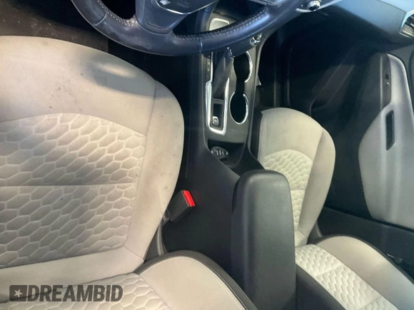 2021 Chevrolet Equinox LT z VIN 2GNAXKEV2M6124212, wystawiony jako IAAI lot #42043675 z przebiegiem 99 738 mil mil oraz . Historia ofert i sprzedaży dostępna na DreamBid. Obrazek 1.