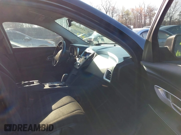 2015 Chevrolet Equinox LS with VIN 2GNALAEK7F6390016, listed as a IAAI auction lot 41932977 with 156,100 mi miles. Bid and sale history available at carsss.com. Image 5.