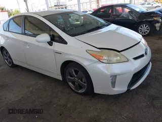 2013 Toyota Prius One z VIN JTDKN3DU9D5606642, wystawiony jako IAAI lot #41979767 z przebiegiem 172 901 mil mil oraz . Historia ofert i sprzedaży dostępna na DreamBid. Obrazek 1.