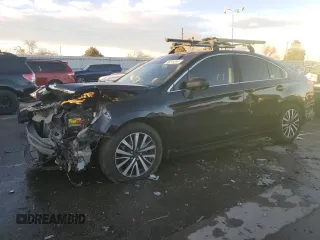 2018 Subaru Legacy z VIN 4S3BNAB63J3033205, wystawiony jako Copart lot #86016894 z przebiegiem 133 940 mil mil oraz Szkody całkowita. Historia ofert i sprzedaży dostępna na DreamBid. Obrazek 1.