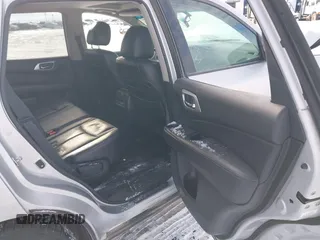 2013 Nissan Pathfinder SV with VIN 5N1AR2MM5DC686281, listed as a IAAI auction lot 41353409 with 1 mi miles. Bid and sale history available at carsss.com. Image 8.
