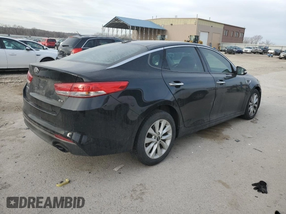 2016 Kia Optima EX z VIN 5XXGU4L30GG058389, wystawiony jako Copart lot #49993295 z przebiegiem 78 445 mil mil oraz Szkoda całkowita • Salvage title. Historia ofert i sprzedaży dostępna na DreamBid. Obrazek 3.