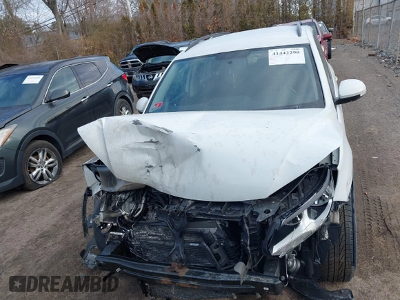 2015 Volkswagen Tiguan SE z VIN WVGBV7AX8FW582171, wystawiony jako IAAI lot #41442290 z przebiegiem 127 642 mil mil oraz . Historia ofert i sprzedaży dostępna na DreamBid. Obrazek 11.