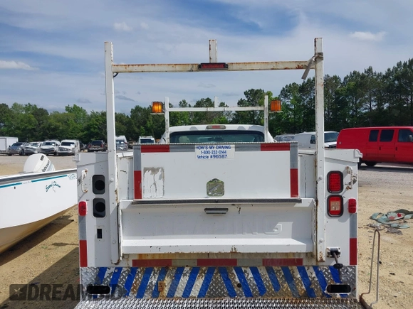 2008 Ford F-350 with VIN 1FDSF30568EB85539, listed as a IAAI auction lot 42207045 with 307,671 mi miles and . Bid and sale history available at DreamBid. Image 7.