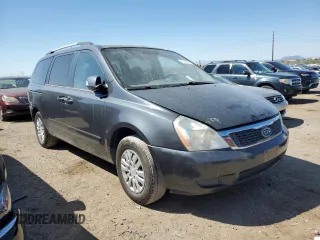 2012 Kia Sedona LX with VIN KNDMG4C71C6461660, listed as a Copart auction lot 70904534 with 163,548 mi miles and Clean Title. Bid and sale history available at carsss.com. Image 4.