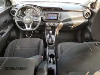 2022 Nissan Kicks S with VIN 3N1CP5BV9NL502811, listed as a Copart auction lot 70958704 with 42,814 mi miles and Salvage Title. Bid and sale history available at carsss.com. Image 8.