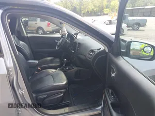 2018 Jeep Compass Limited с VIN 3C4NJDCB7JT210770, выставлен на аукционе IAAI как лот 42076189 с пробегом 159 083 миль миль и . История ставок и продаж доступна на DreamBid. Изображение 5.