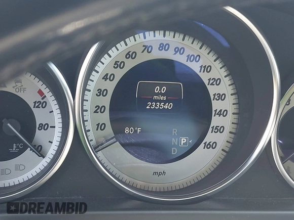 2014 Mercedes-Benz E 350 Sport with VIN WDDHF5KB1EB015573, listed as a IAAI auction lot 42731599 with 233,540 mi miles and . Bid and sale history available at DreamBid. Image 15.