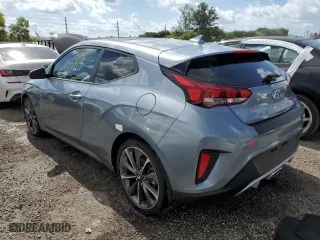 2020 Hyundai Veloster 2.0 with VIN KMHTG6AF7LU030068, listed as a Copart auction lot 49342693 with 15,584 mi miles. Bid and sale history available at carsss.com. Image 2.