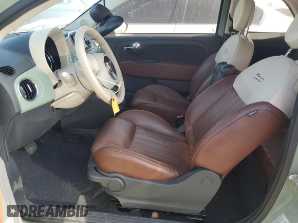 2016 FIAT 500 Lounge z VIN 3C3CFFER4GT143136, wystawiony jako Copart lot #58637325 z przebiegiem 68 761 mil mil oraz Szkoda całkowita • Salvage title. Historia ofert i sprzedaży dostępna na DreamBid. Obrazek 7.