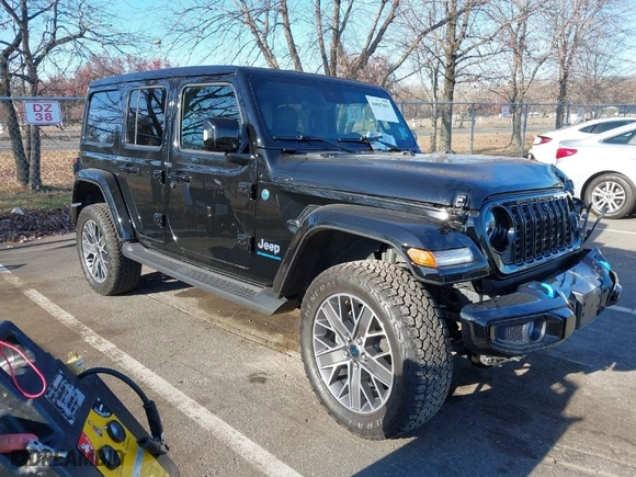 2024 Jeep Wrangler 4xe High Altitude with VIN 1C4RJXU66RW163211, listed as a IAAI auction lot 40887601 with 5,782 mi miles. Bid and sale history available at carsss.com. Image 1.