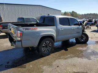 2020 Toyota Tacoma SR5 z VIN 3TMCZ5AN3LM328007, wystawiony jako Copart lot #50359925 z przebiegiem 81 091 mil mil oraz Szkoda całkowita • Salvage title. Historia ofert i sprzedaży dostępna na DreamBid. Obrazek 3.
