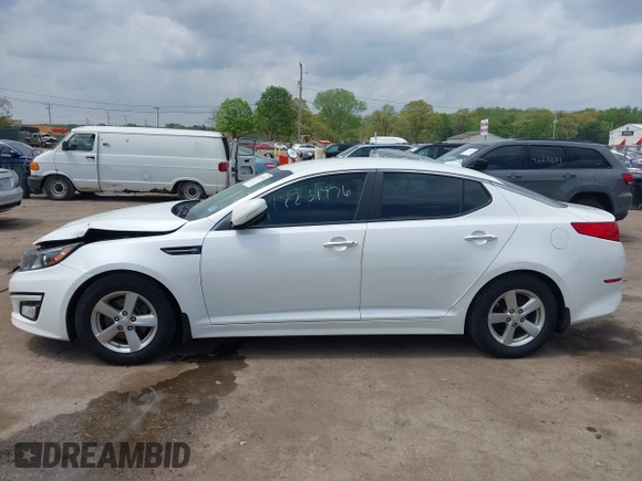 2015 Kia Optima LX z VIN KNAGM4A70F5649084, wystawiony jako IAAI lot #42231976 z przebiegiem 152 545 mil mil oraz . Historia ofert i sprzedaży dostępna na DreamBid. Obrazek 14.
