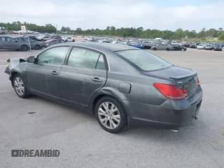 2008 Toyota Avalon XL with VIN 4T1BK36B68U261839, listed as a IAAI auction lot 41131172 with 94,829 mi miles. Bid and sale history available at carsss.com. Image 3.