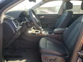 2024 Audi Q5 Premium Plus with VIN WA1BBAFY9R2063776, listed as a Copart auction lot 61252035 with 2,813 mi miles and Salvage title. Bid and sale history available at DreamBid. Image 7.