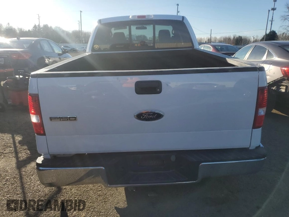 2004 Ford F-150 STX with VIN 1FTRX14W04NB61206, listed as a Copart auction lot 47146015 with 50,393 mi miles and Salvage title. Bid and sale history available at DreamBid. Image 6.