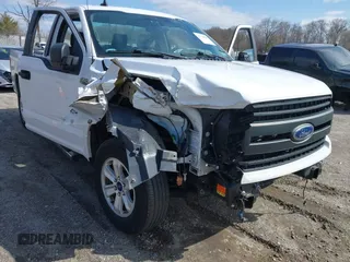 2020 Ford F-150 XL with VIN 1FTMF1CB0LKD63815, listed as a IAAI auction lot 41719059 with 33,021 mi miles and . Bid and sale history available at carsss.com. Image 6.