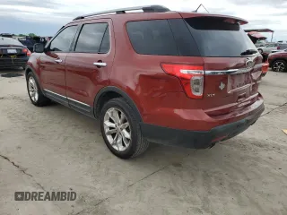 2014 Ford Explorer XLT with VIN 1FM5K7D8XEGA54182, listed as a Copart auction lot 55339475 with 211,975 mi miles and Salvage Title. Bid and sale history available at carsss.com. Image 2.