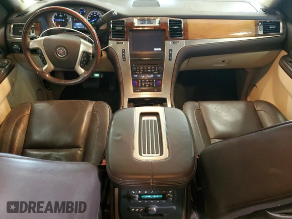 2011 Cadillac Escalade Platinum Edition z VIN 1GYS4DEF6BR193040, wystawiony jako Copart lot #56910155 z przebiegiem 132 754 mil mil oraz Szkoda całkowita • Salvage title. Historia ofert i sprzedaży dostępna na DreamBid. Obrazek 8.