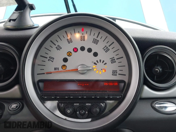 2011 MINI Hardtop with VIN WMWSU3C55BT252427, listed as a IAAI auction lot 42118852 with 151,077 mi miles and . Bid and sale history available at DreamBid. Image 7.