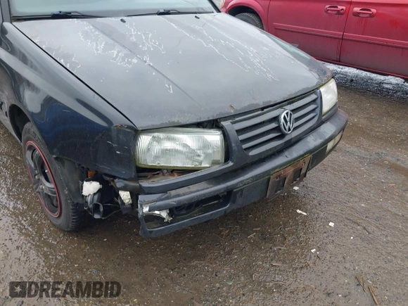 1997 Volkswagen Jetta с VIN 3VWRA81H2VM066641, выставлен на аукционе IAAI как лот 41824550 с пробегом 255 075 миль миль и . История ставок и продаж доступна на DreamBid. Изображение 6.