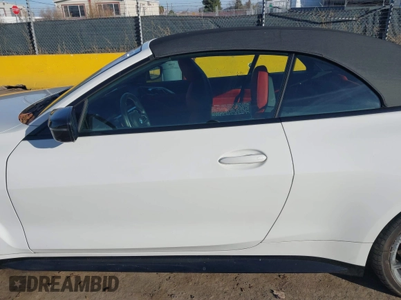 2024 BMW M4 Competition xDrive with VIN WBS33BA06RCP68911, listed as a IAAI auction lot 41166456 with 11,081 mi miles and . Bid and sale history available at DreamBid. Image 15.