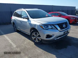 2019 Nissan Pathfinder SV z VIN 5N1DR2MN2KC603893, wystawiony jako IAAI lot #42158148 z przebiegiem 110 088 mil mil oraz . Historia ofert i sprzedaży dostępna na DreamBid. Obrazek 1.