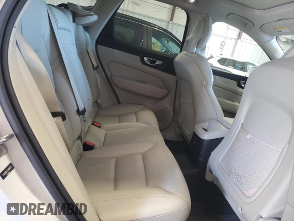 2018 Volvo XC60 Inscription Expression with VIN YV4BR0DL9J1080572, listed as a Copart auction lot 53522305 with 91,899 mi miles and Clean title. Bid and sale history available at DreamBid. Image 11.