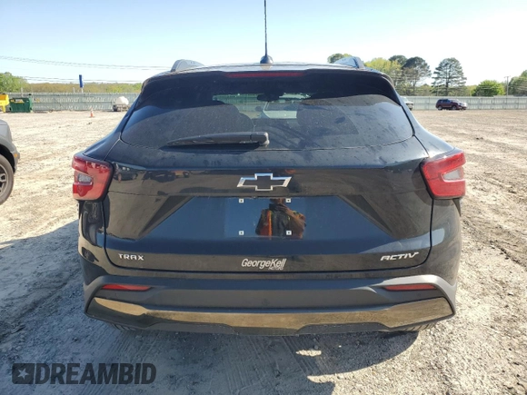 2025 Chevrolet Trax ACTIV with VIN KL77LKEP4SC065732, listed as a Copart auction lot 52415595 with 8,106 mi miles and Salvage Title. Bid and sale history available at carsss.com. Image 6.