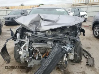 2021 Mitsubishi Outlander ES z VIN JA4ARUAU7MU019575, wystawiony jako Copart lot #54922275 z przebiegiem 109 423 mil mil oraz Szkoda całkowita • Salvage title. Historia ofert i sprzedaży dostępna na DreamBid. Obrazek 5.