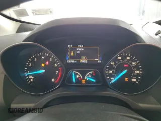 2017 Ford Escape S z VIN 1FMCU0F72HUB39102, wystawiony jako Copart lot #63622825 z przebiegiem 120 760 mil mil oraz Szkoda całkowita • Salvage title. Historia ofert i sprzedaży dostępna na DreamBid. Obrazek 9.