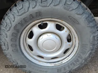 2019 Ford F-150 XL with VIN 1FTEX1EB5KKD65329, listed as a IAAI auction lot 42248487 with 127,011 mi miles and . Bid and sale history available at DreamBid. Image 31.
