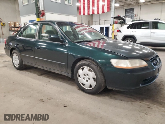 2000 Honda Accord LX z VIN 1HGCG1647YA096449, wystawiony jako Copart lot #54728065 z przebiegiem Nie podano mil oraz Czysty tytuł • Clean title. Historia ofert i sprzedaży dostępna na DreamBid. Obrazek 4.