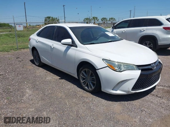2015 Toyota Camry XLE with VIN 4T1BF1FK2FU895574, listed as a IAAI auction lot 41993588 with 107,377 mi miles. Bid and sale history available at carsss.com. Image 1.