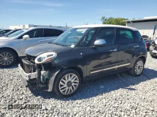 2014 FIAT 500L Lounge with VIN ZFBCFACH7EZ017158, listed as a Copart auction lot 49870085 with 80,081 mi miles and Salvage Title. Bid and sale history available at carsss.com. Image 1.