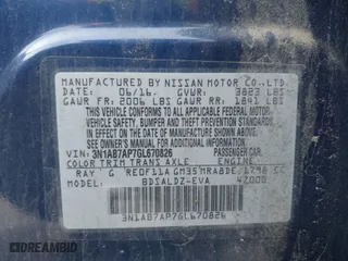 2016 Nissan Sentra SR with VIN 3N1AB7AP7GL670826, listed as a IAAI auction lot 41928883 with 1 mi miles. Bid and sale history available at carsss.com. Image 9.