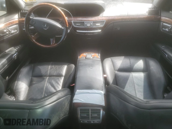 2009 Mercedes-Benz S 550 with VIN WDDNG86X49A273010, listed as a Copart auction lot 55016455 with 127,046 mi miles and Clean Title. Bid and sale history available at DreamBid. Image 8.