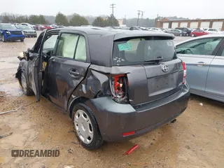 2013 Scion xD z VIN JTKKUPB40D1032381, wystawiony jako IAAI lot #41212704 z przebiegiem 209 858 mil mil oraz . Historia ofert i sprzedaży dostępna na DreamBid. Obrazek 3.