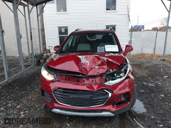 2019 Chevrolet Trax LT with VIN 3GNCJPSB2KL175848, listed as a IAAI auction lot 40926734 with 68,400 mi miles. Bid and sale history available at carsss.com. Image 12.