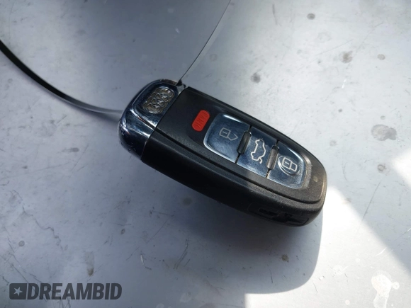 2010 Audi Q5 Premium Plus with VIN WA1LKAFP7AA074944, listed as a IAAI auction lot 42776108 with 186,895 mi miles and . Bid and sale history available at DreamBid. Image 11.