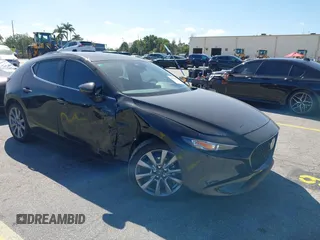 2025 Mazda 3 S Preferred z VIN JM1BPALM2S1774739, wystawiony jako IAAI lot #41836934 z przebiegiem 817 mil mil oraz . Historia ofert i sprzedaży dostępna na DreamBid. Obrazek 1.