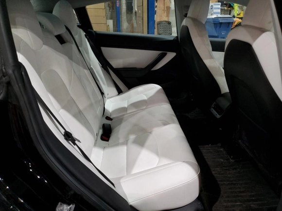 2019 Tesla Model 3 Mid Range with VIN 5YJ3E1EA9KF415439, listed as a Copart auction lot 50301445 with 139,099 mi miles and Salvage Title. Bid and sale history available at DreamBid. Image 10.