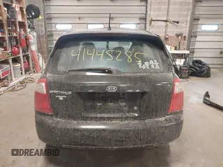 2005 Kia Spectra with VIN KNAFE161255083357, listed as a IAAI auction lot 41445285 with 90,349 mi miles. Bid and sale history available at carsss.com. Image 17.